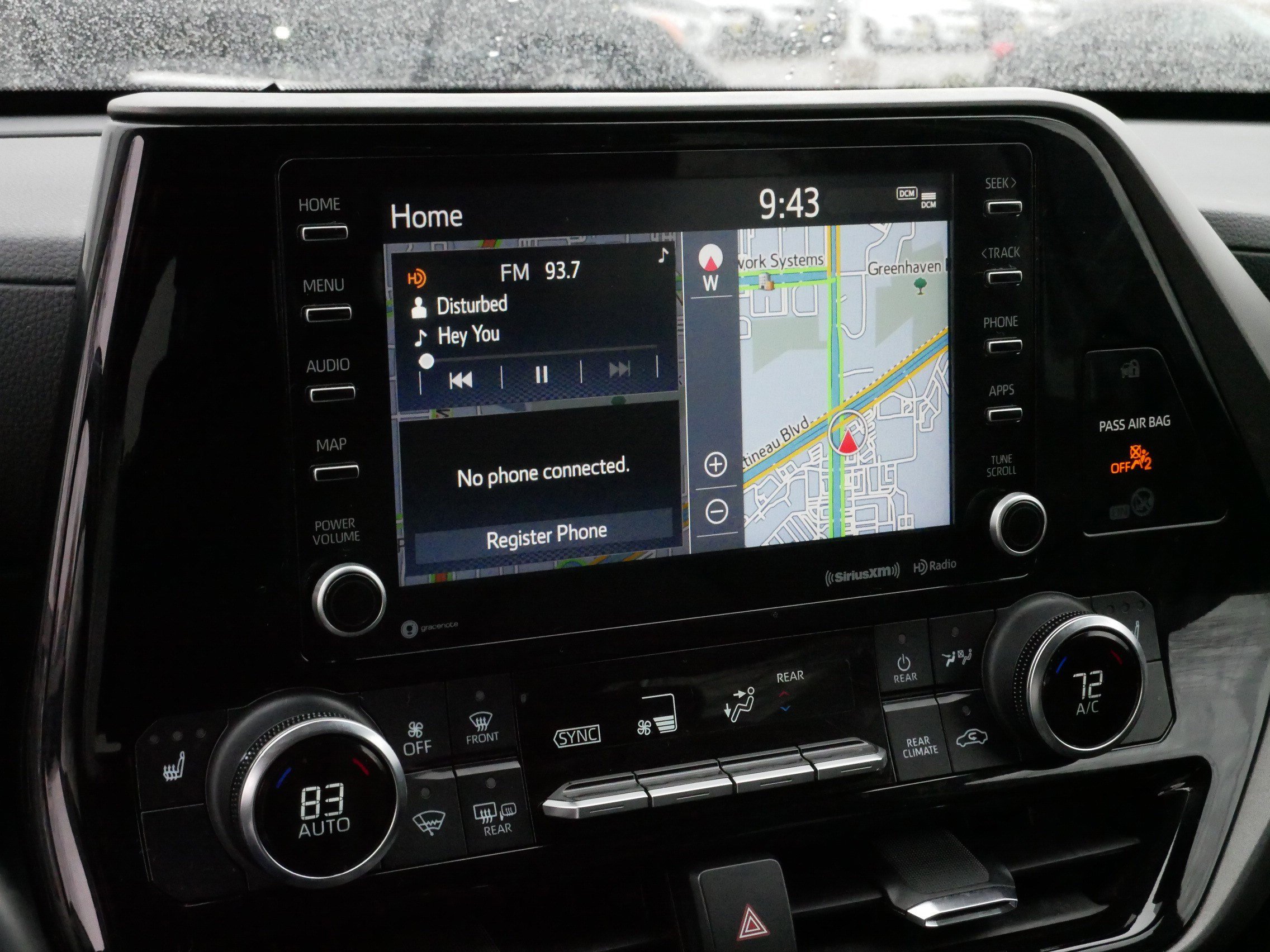 Used 2022 Toyota Highlander XLE image 22