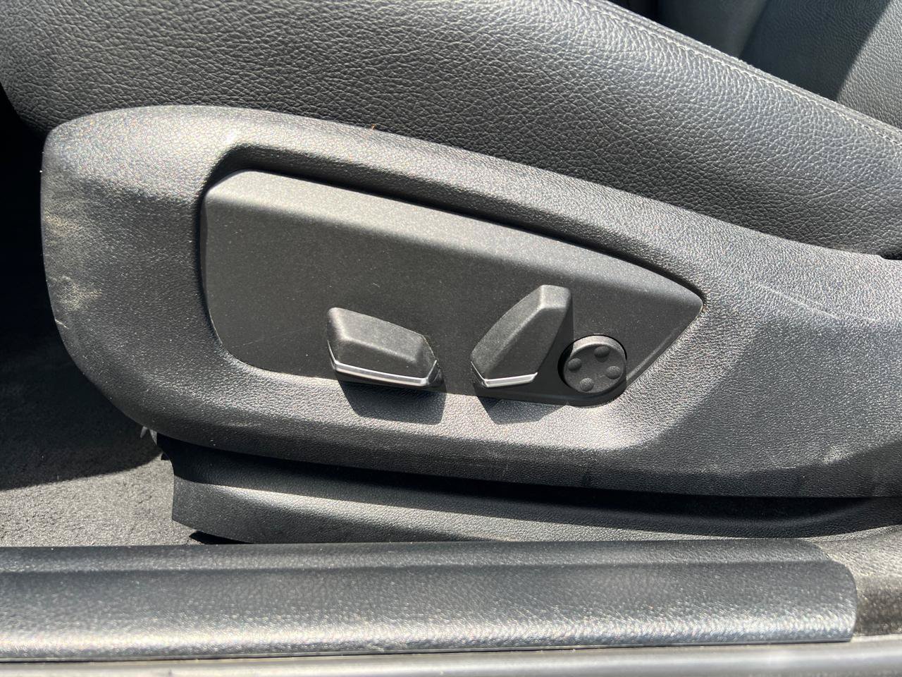 Used 2016 BMW 528i xDrive Sedan AWD/4WD image 21