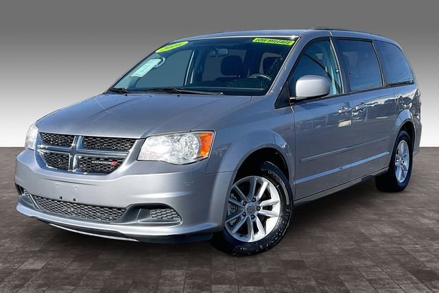 Used 2016 Dodge Grand Caravan SXT w/ Rear Park Assist Package