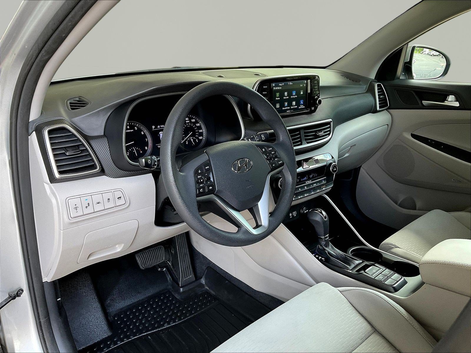 Used 2019 Hyundai Tucson Sport FWD image 16