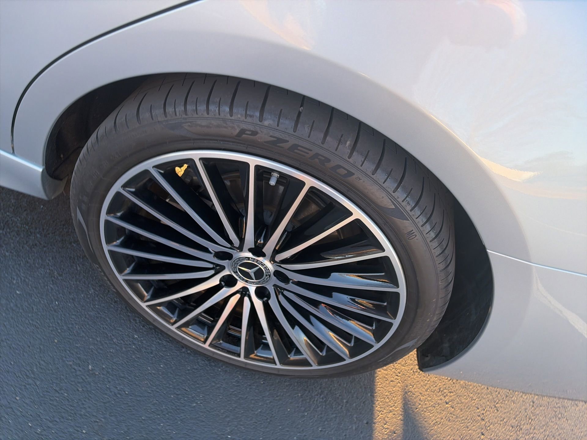 Used 2024 Mercedes-Benz C 300 4MATIC Sedan image 3