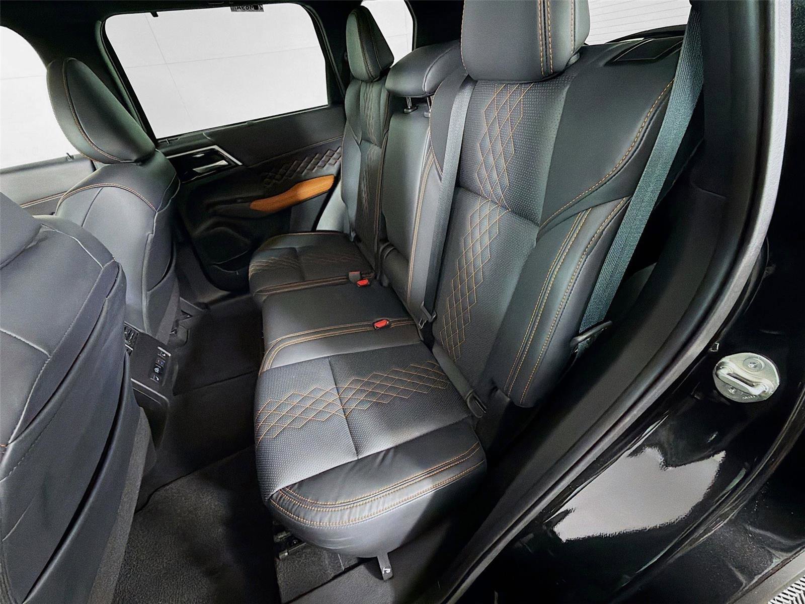 Used 2022 Mitsubishi Outlander SEL image 23