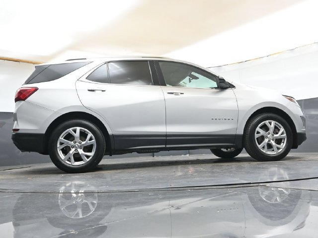 Used 2019 Chevrolet Equinox LT FWD image 34