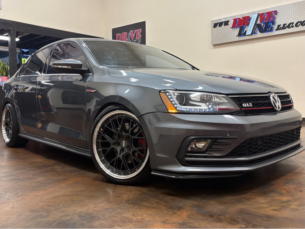 Used 2016 Volkswagen Jetta GLI SEL FWD image 1