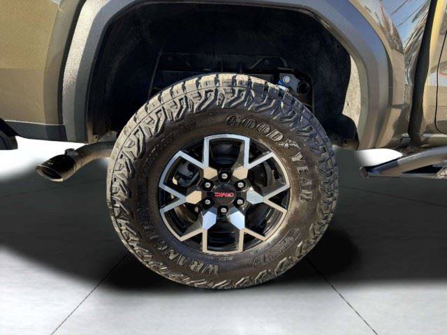 Used 2024 GMC Canyon AT4X AWD/4WD image 52