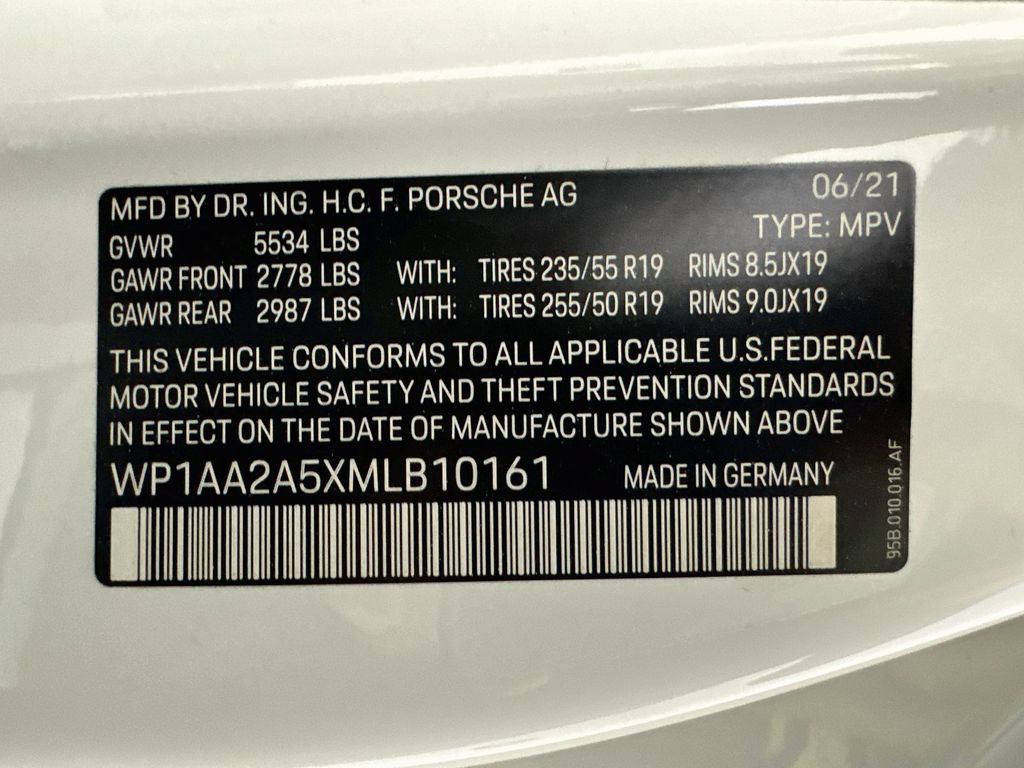 Used 2021 Porsche Macan AWD/4WD image 33