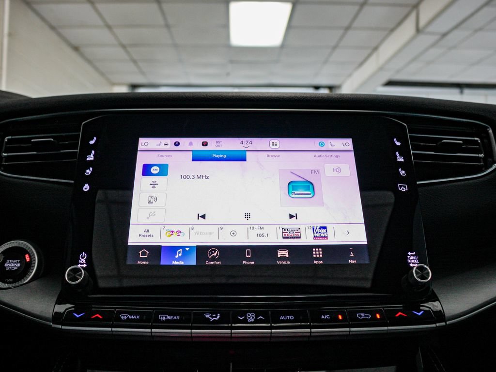 Certified 2025 Jeep Wagoneer Series II AWD/4WD image 18