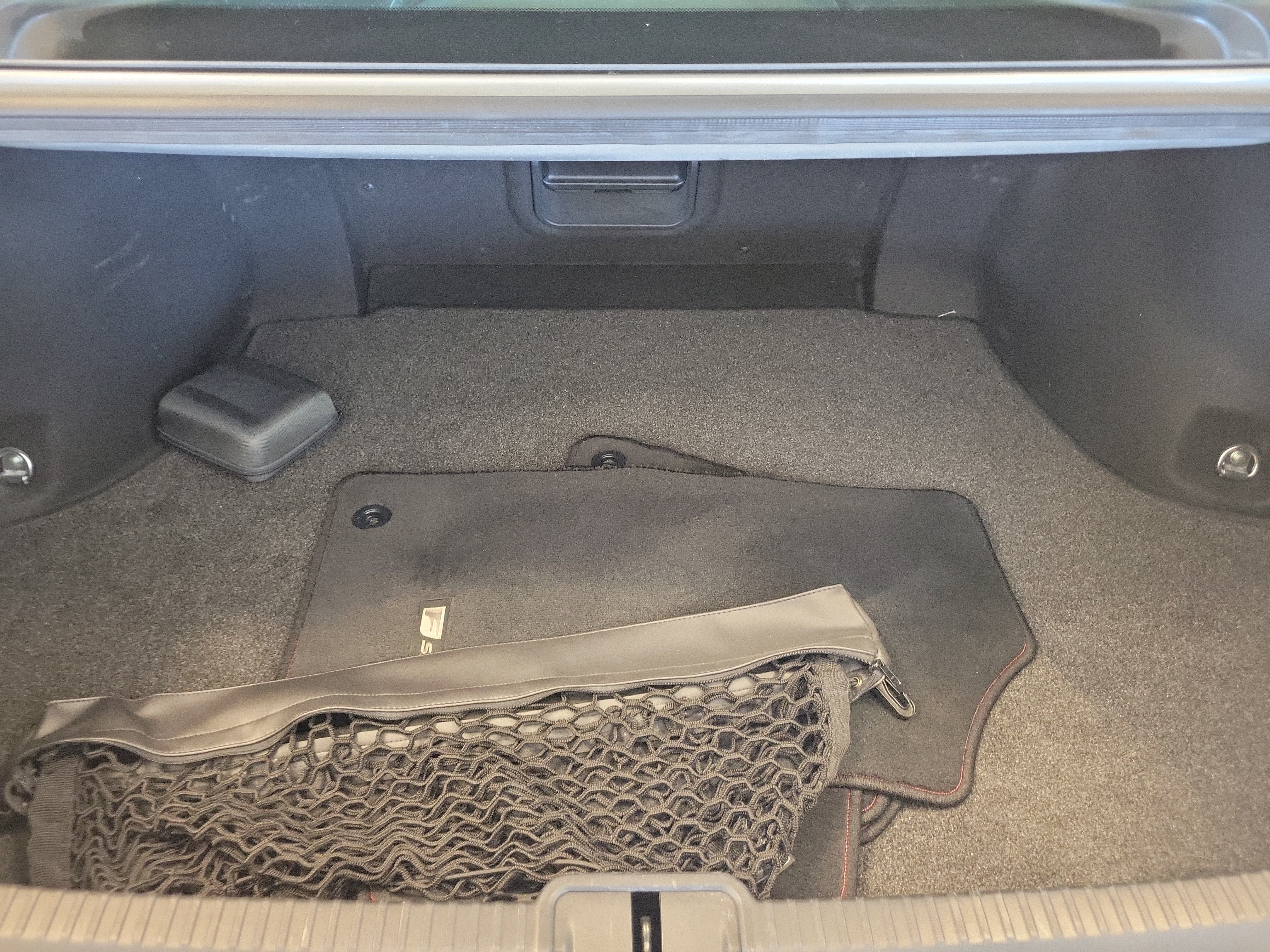 Certified 2024 Lexus ES 350 F Sport w/ Accessory Package (Z2) FWD image 11