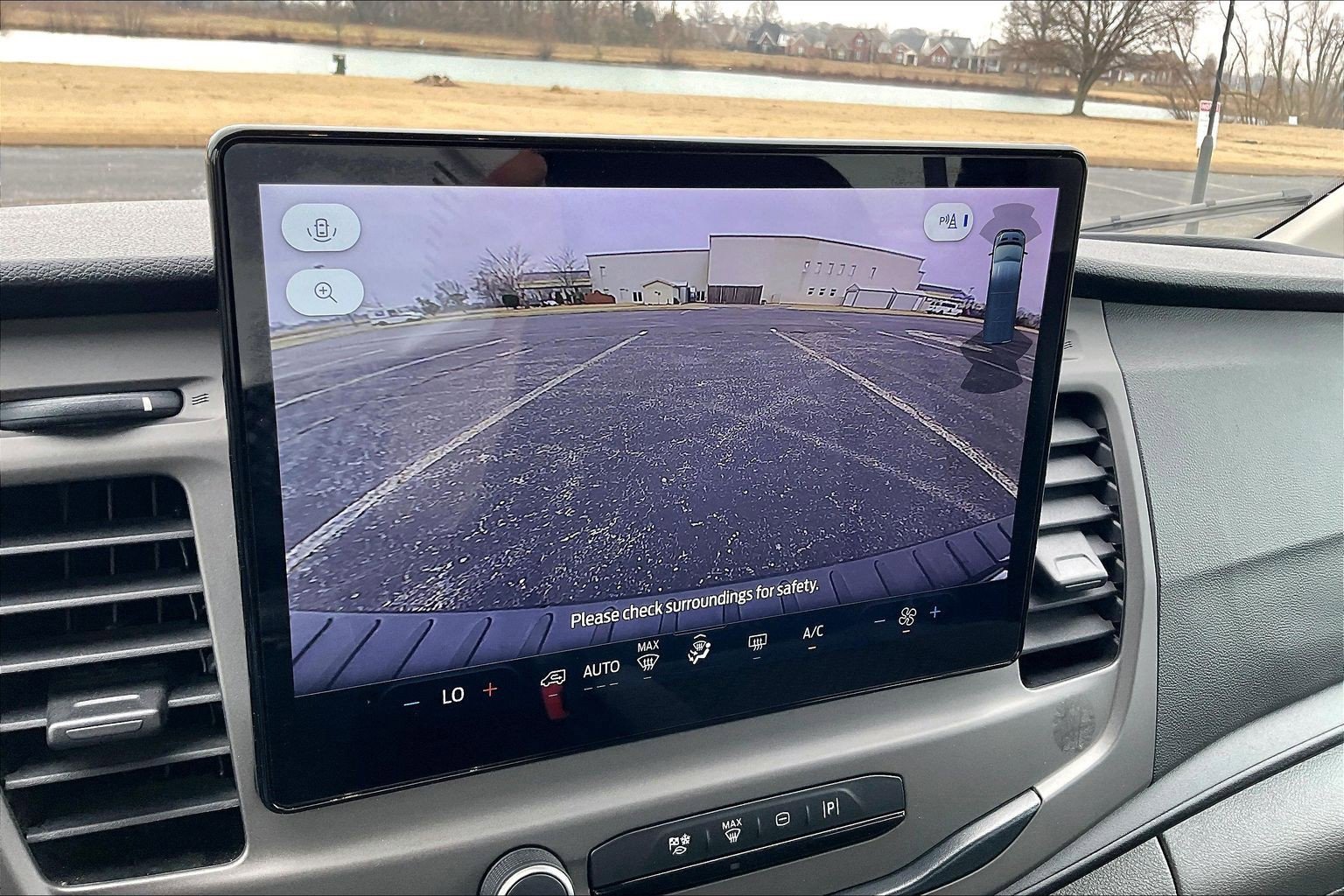 Used 2022 Ford Transit 350 XLT image 24