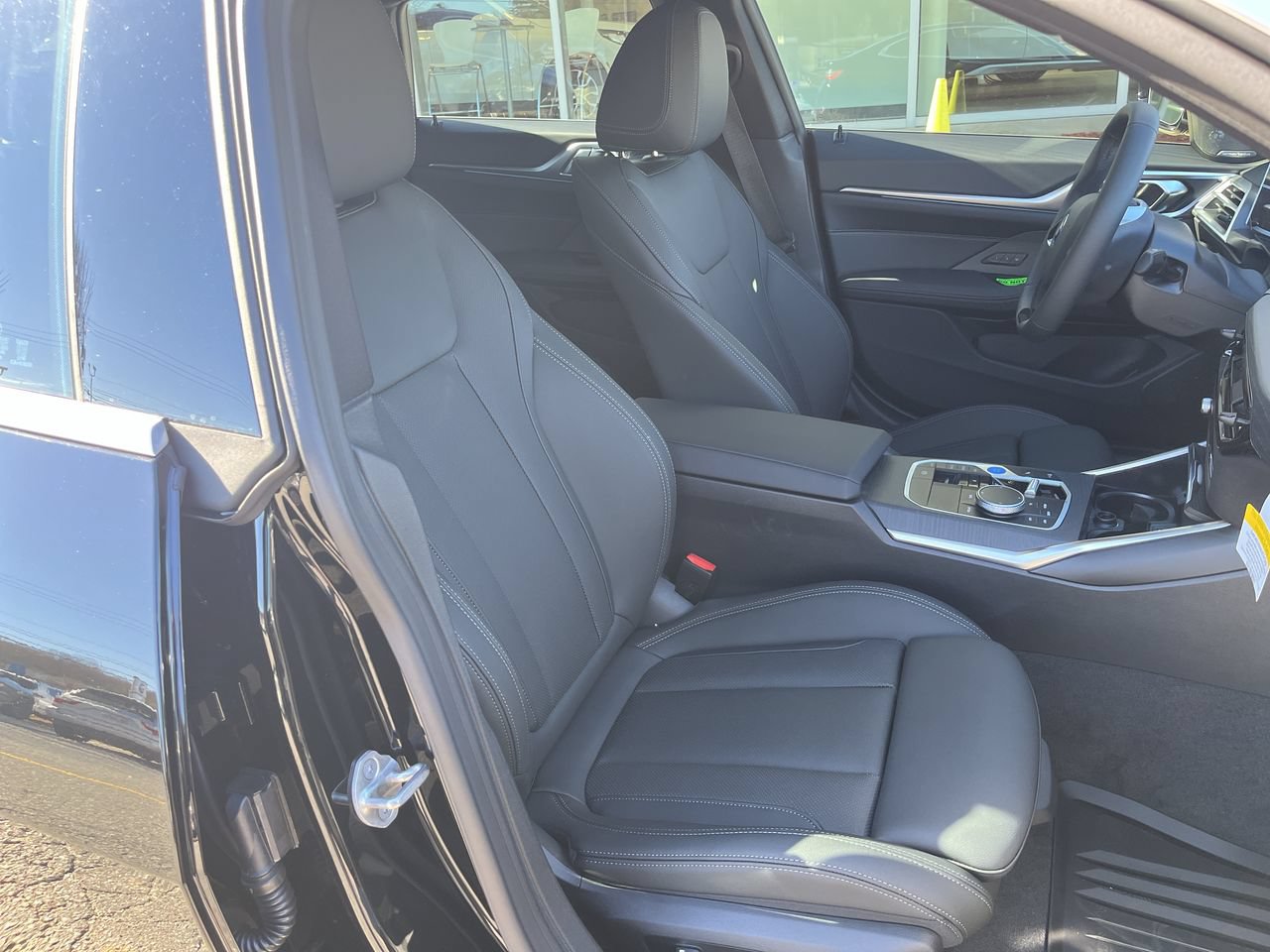 Used 2026 BMW i4 eDrive40 w/ Premium Package RWD image 38