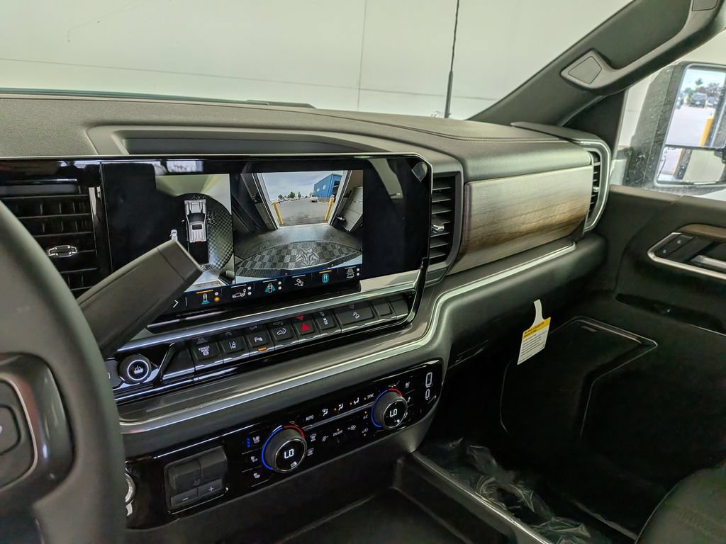 New 2026 Chevrolet Silverado 3500 High Country w/ High Country Premium Package AWD/4WD image 22