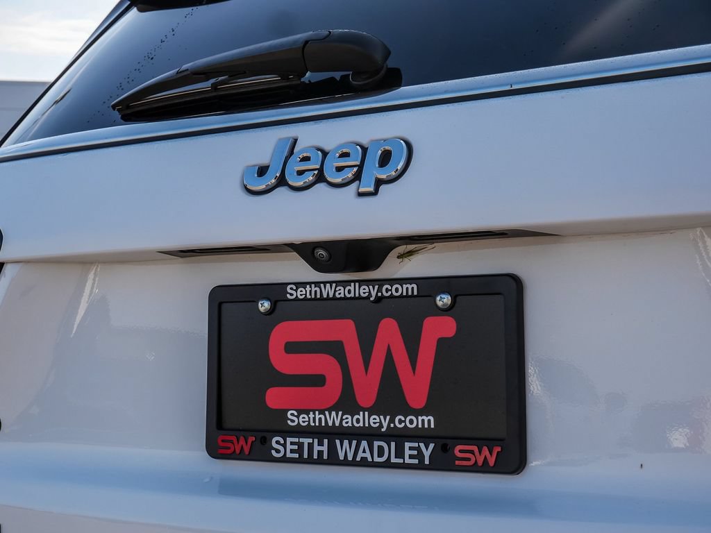 Used 2025 Jeep Compass Limited AWD/4WD image 10