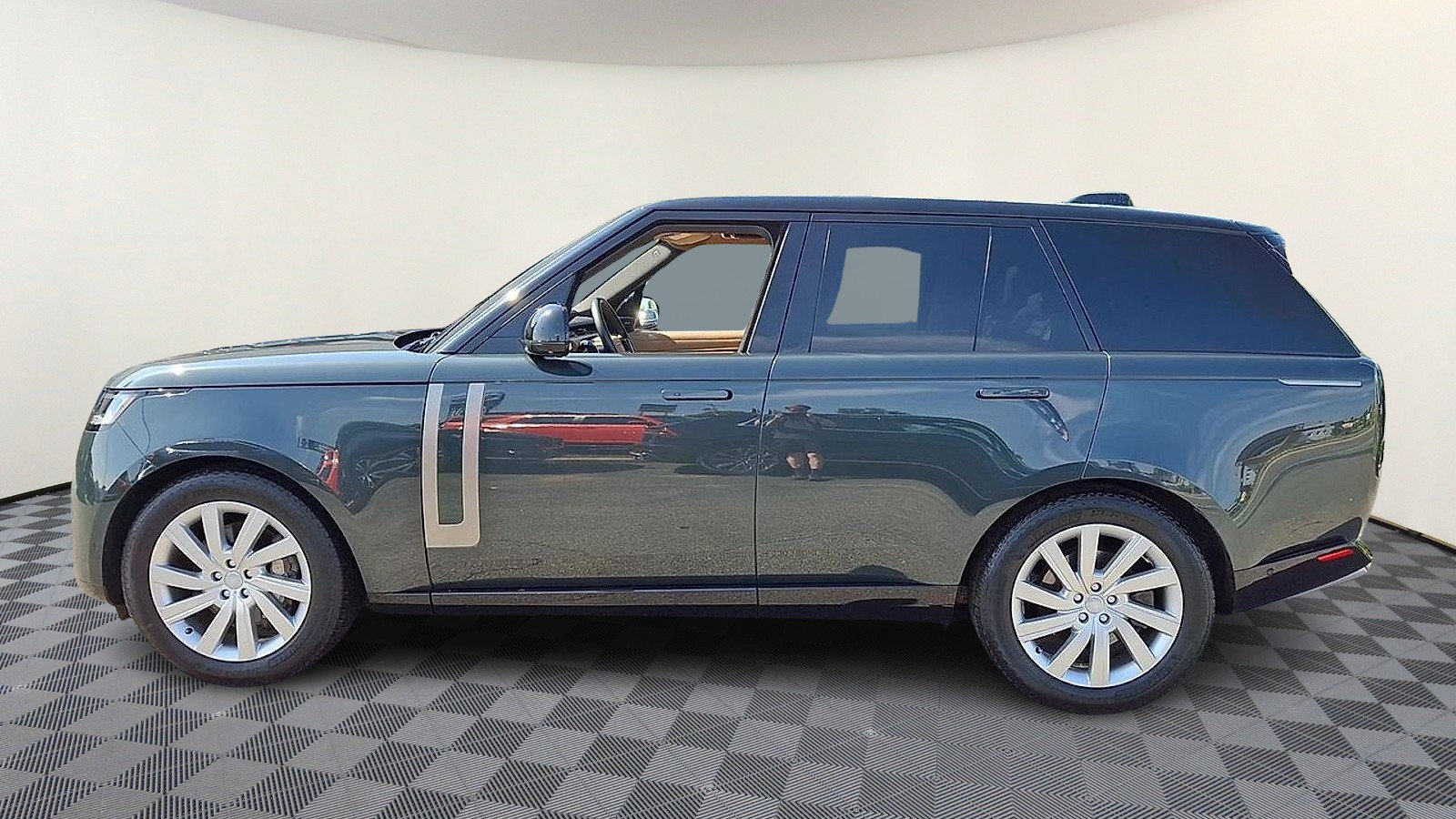 Certified 2023 Land Rover Range Rover SE AWD/4WD image 5