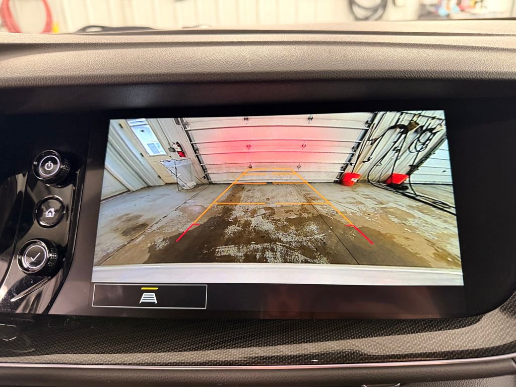 Used 2023 Buick Envision Preferred image 25