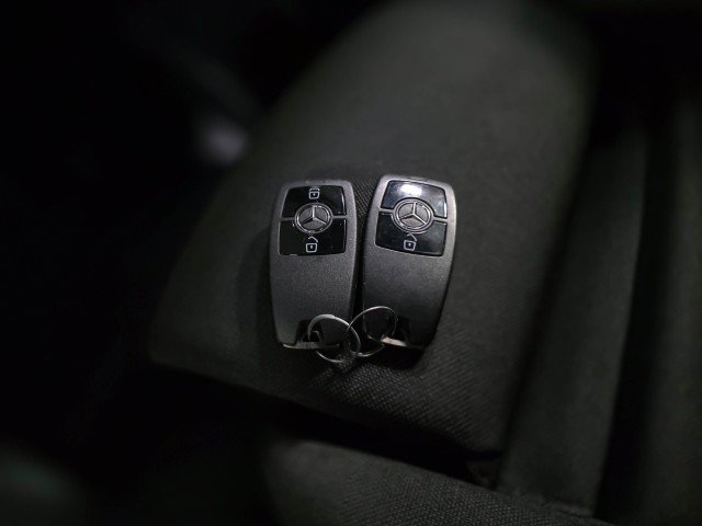 Used 2022 Mercedes-Benz Sprinter 2500 image 32