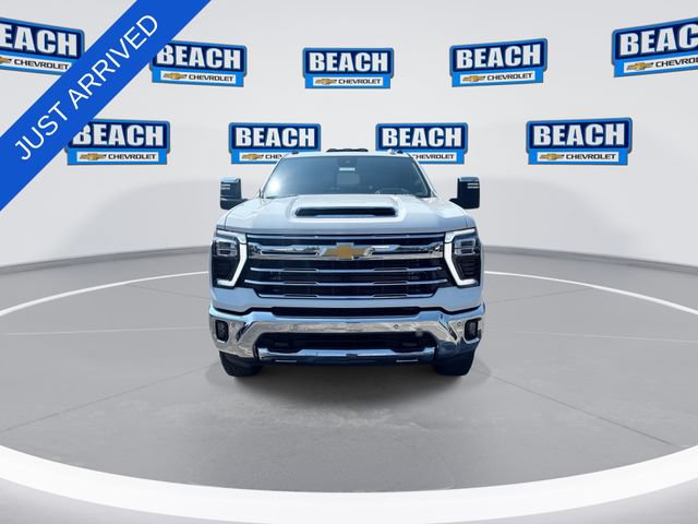 New 2026 Chevrolet Silverado 2500 LTZ w/ LTZ Premium Package AWD/4WD image 3