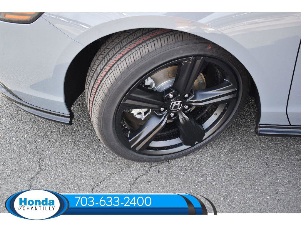 New 2026 Honda Accord Hybrid Sport-L FWD image 33