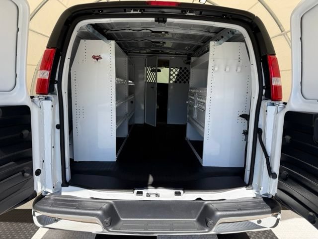 New 2026 Chevrolet Express 2500 w/ Driver Convenience Package RWD image 4