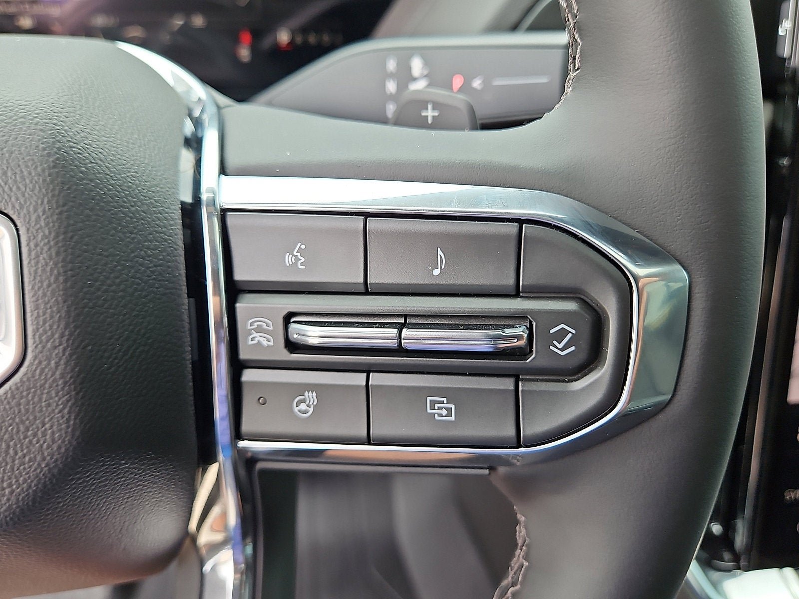 New 2026 GMC Yukon XL Denali w/ Sun & Power Step Package RWD image 18
