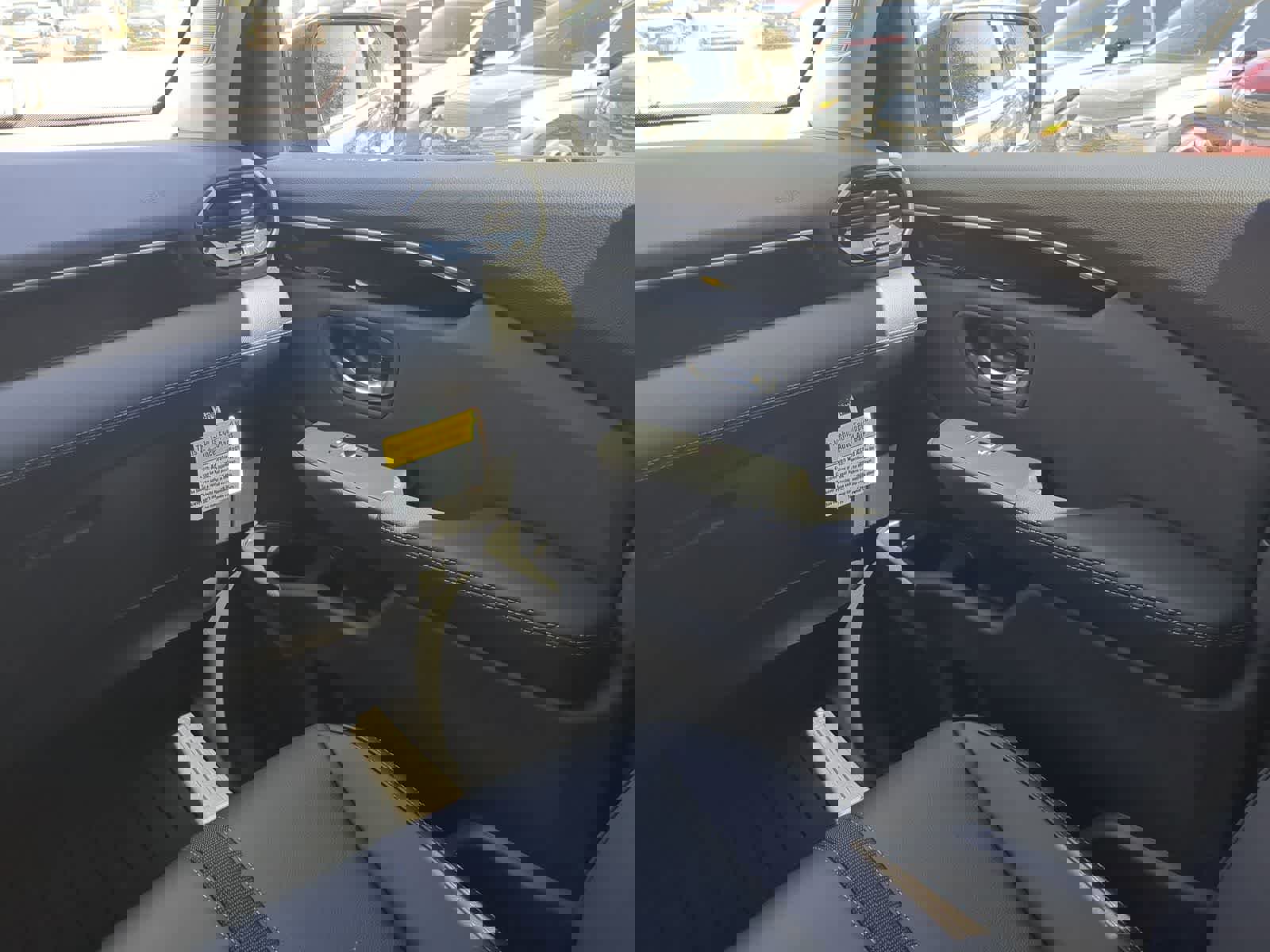 Used 2025 Honda Pilot EX-L image 17