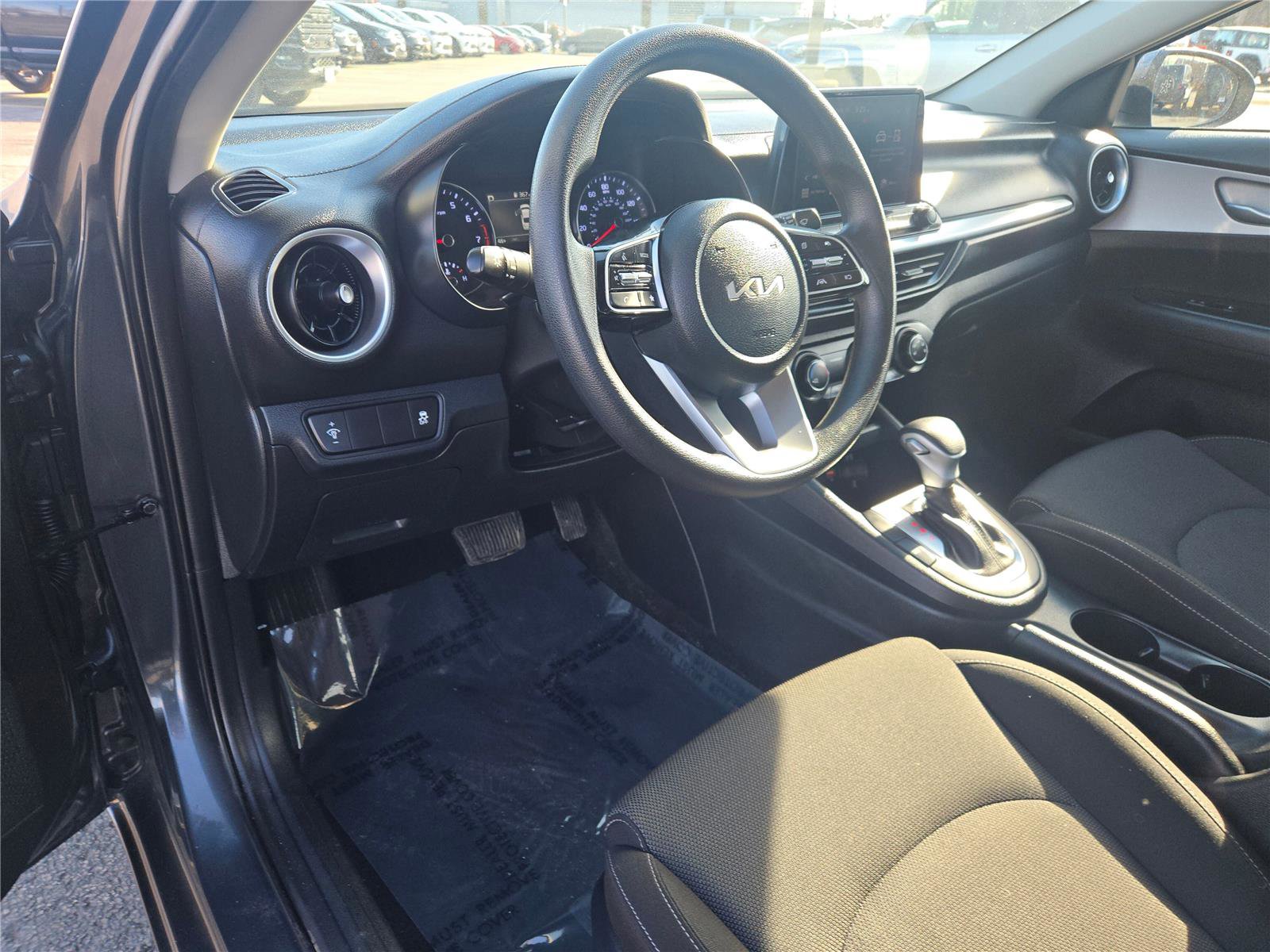 Used 2024 Kia Forte LXS image 21