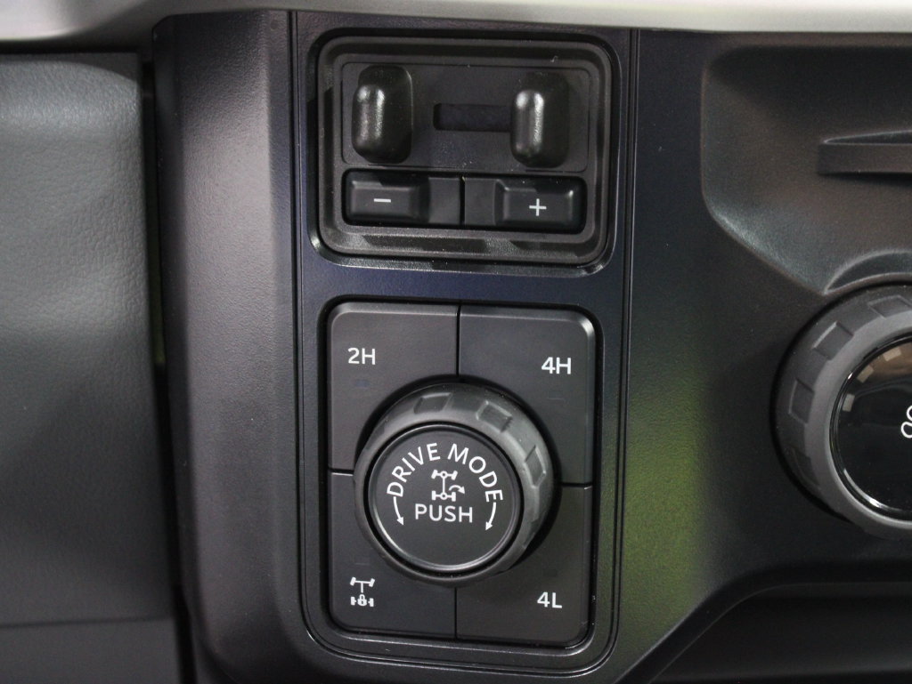 Used 2025 Ford F250 XLT w/ Tremor Off-Road Package AWD/4WD image 69