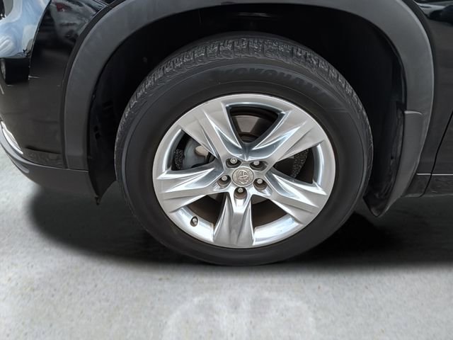 Used 2015 Toyota Highlander Limited Platinum AWD/4WD image 28