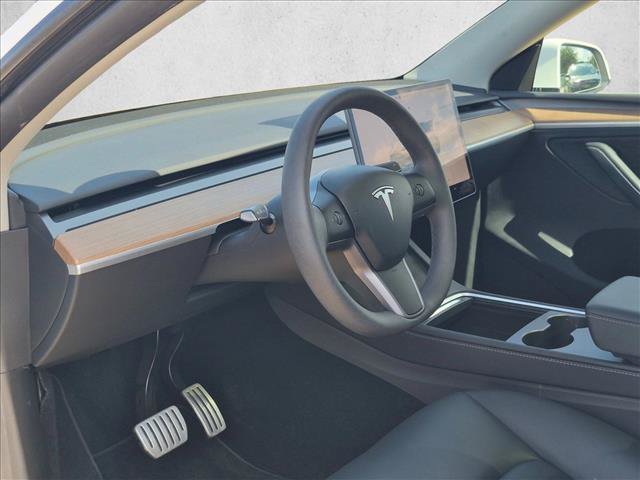 Used 2024 Tesla Model Y Performance AWD/4WD image 10