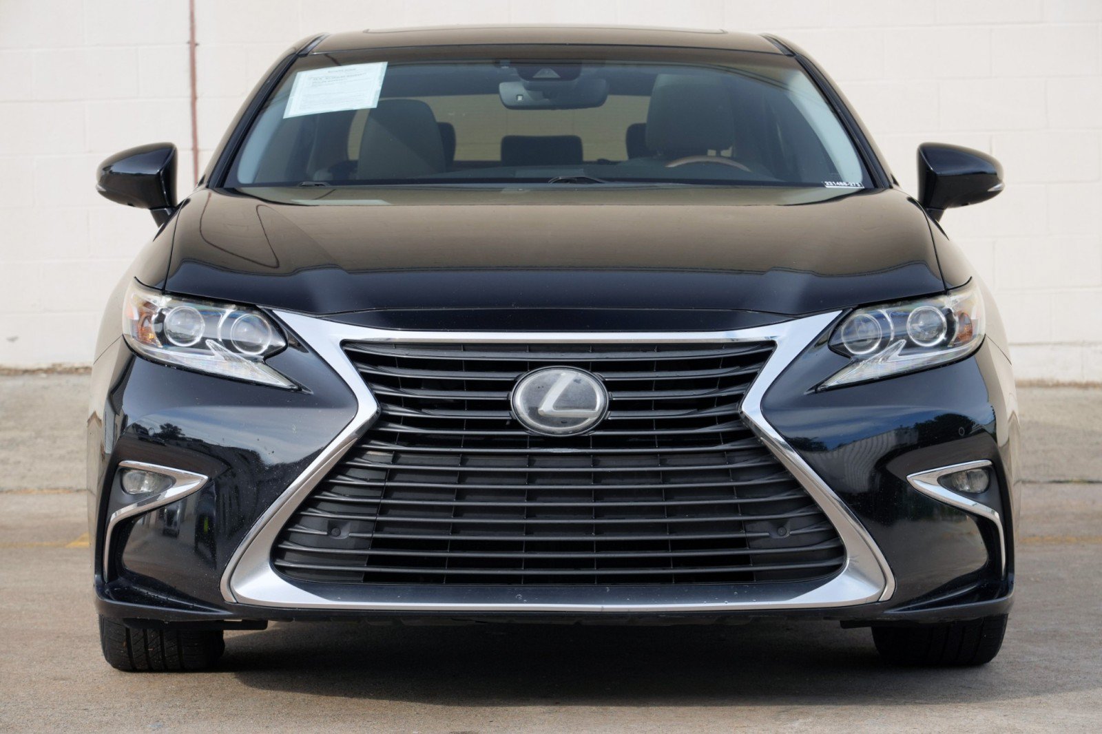 Used 2016 Lexus ES 350 w/ Luxury Package w/Wood Trim FWD image 6