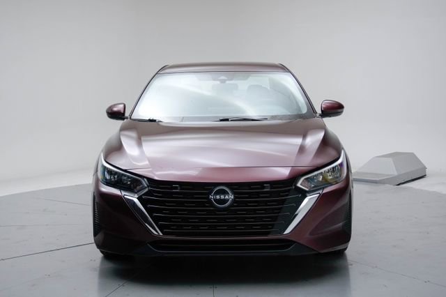 Used 2024 Nissan Sentra SV FWD image 11