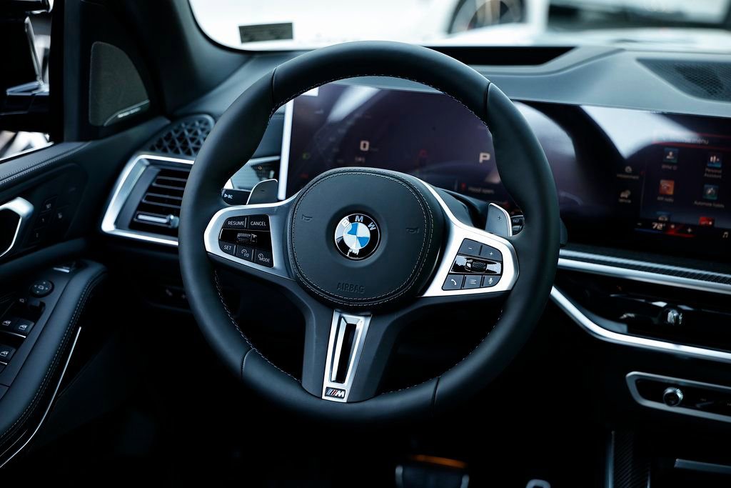 New 2026 BMW X5 M60i w/ Climate Comfort Package image 28