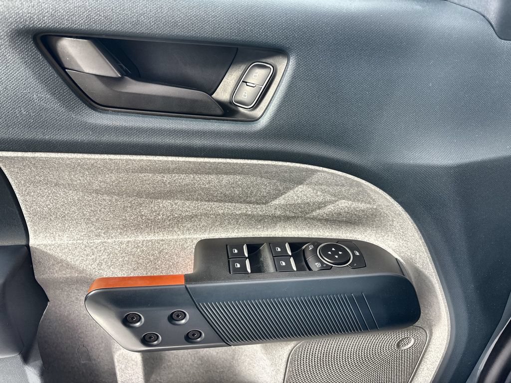 Used 2023 Ford Maverick XLT FWD image 15