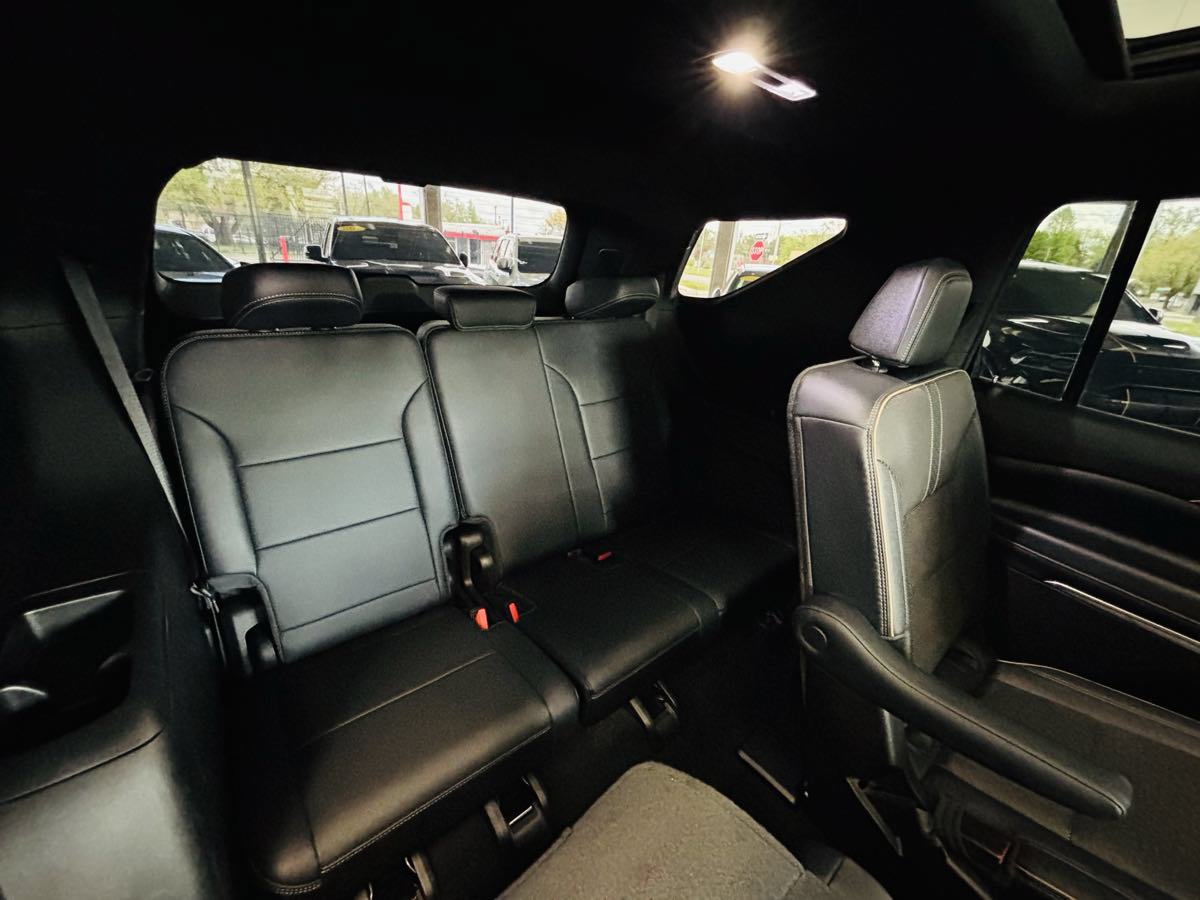 Used 2026 Chevrolet Traverse High Country FWD image 38