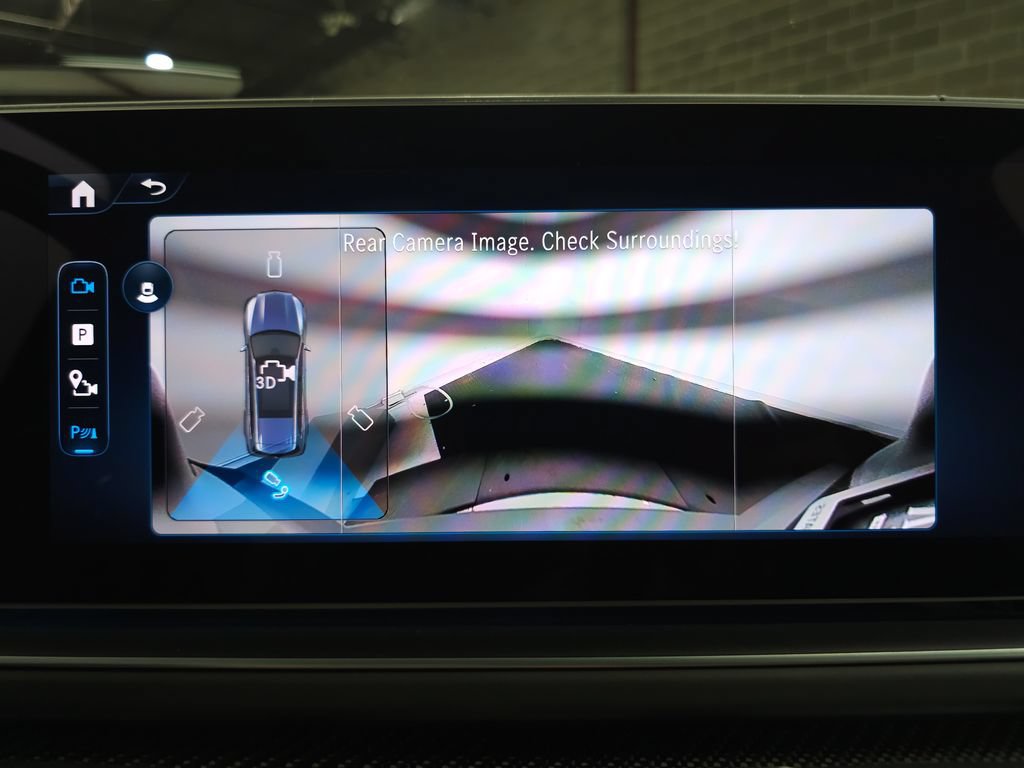 Used 2025 Mercedes-Benz GLS 63 AMG 4MATIC image 24