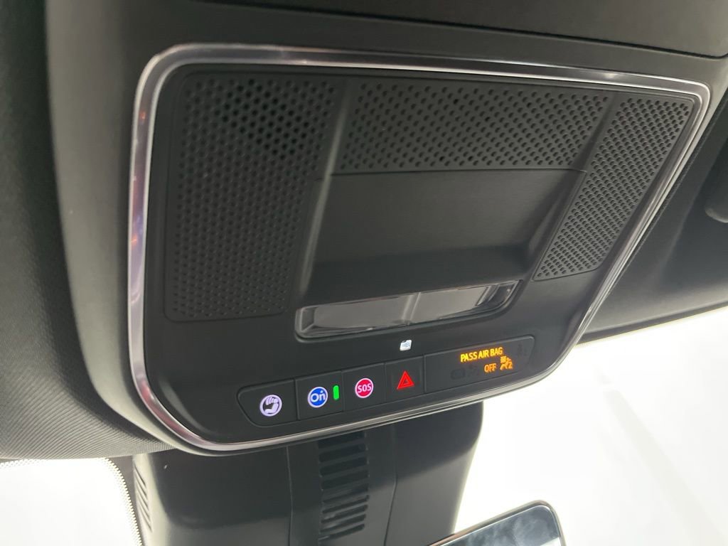 New 2026 Chevrolet Traverse RS AWD/4WD image 15