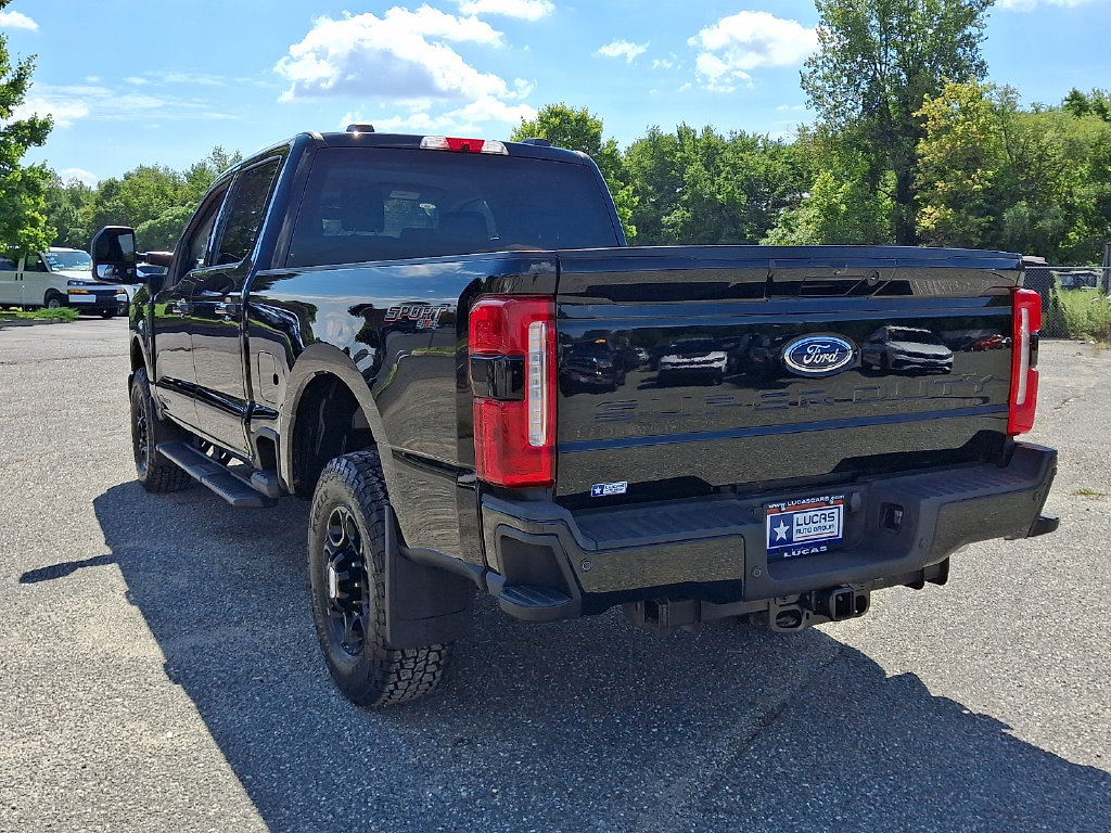 Used 2023 Ford F250 XLT w/ XLT Premium Package AWD/4WD image 9