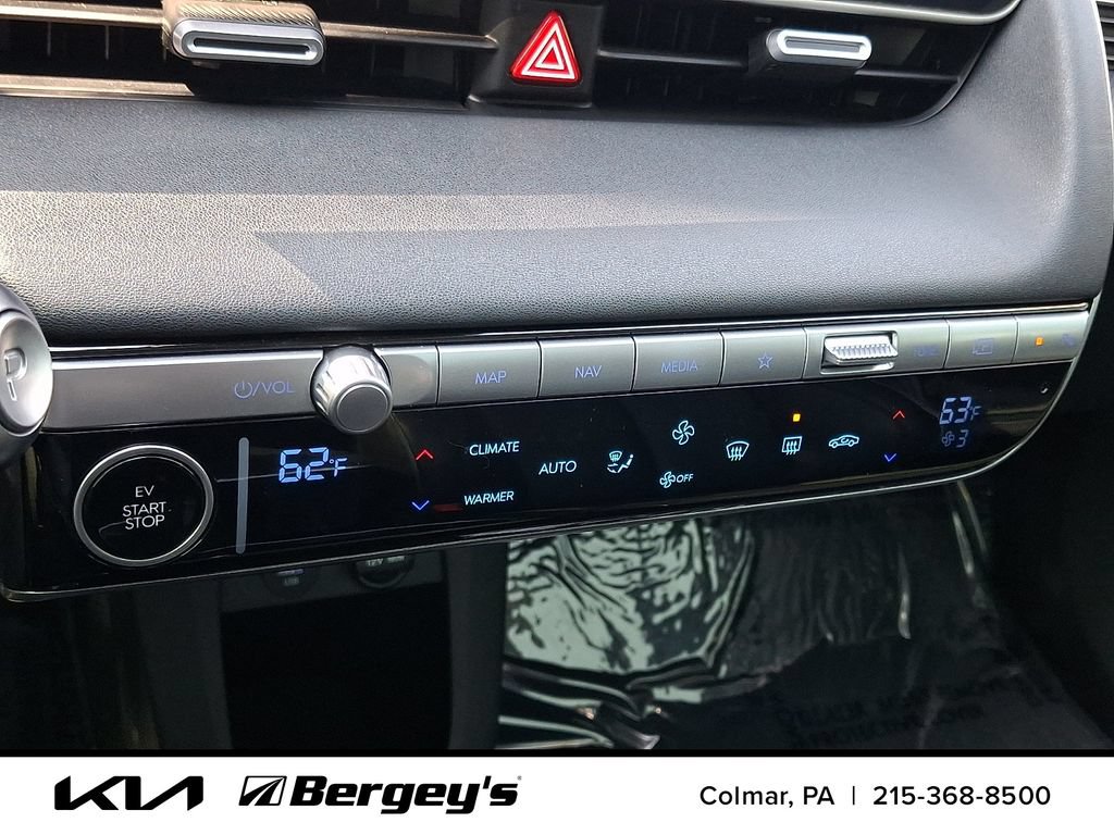 Used 2023 Hyundai Ioniq 5 Limited w/ Cargo Package AWD/4WD image 18