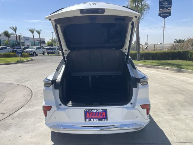 Used 2025 Buick Envista Avenir FWD image 25