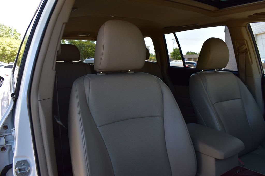 Used 2013 Toyota Highlander Limited AWD/4WD image 15