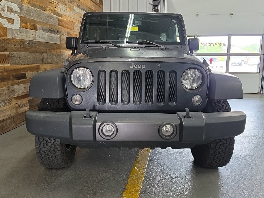 Used 2017 Jeep Wrangler Unlimited Sport AWD/4WD image 3