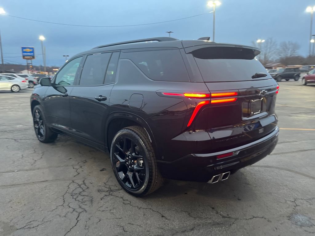 Used 2024 Chevrolet Traverse RS w/ LPO, Floor Liner Package image 3