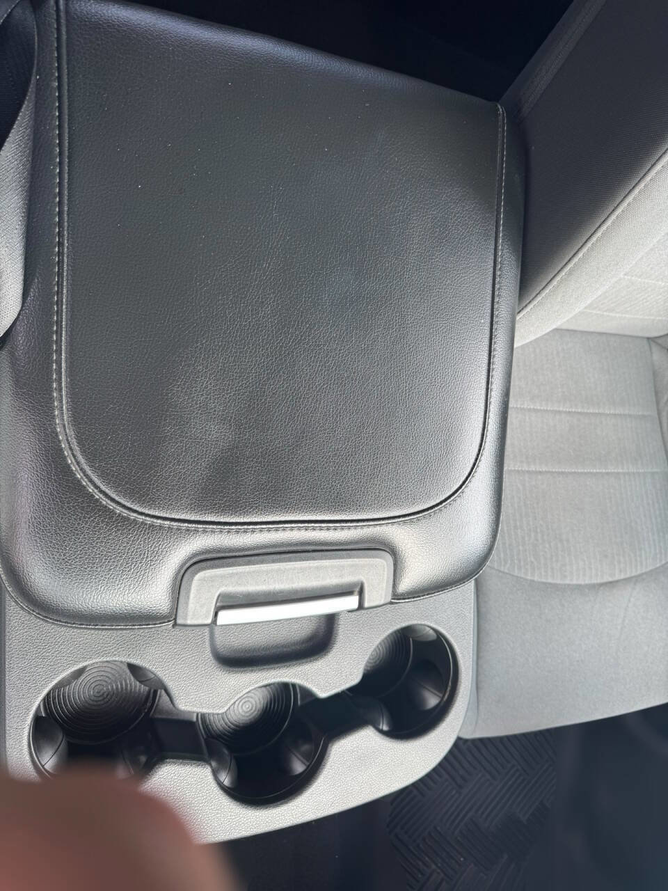 Used 2021 RAM 1500 Classic SLT image 25