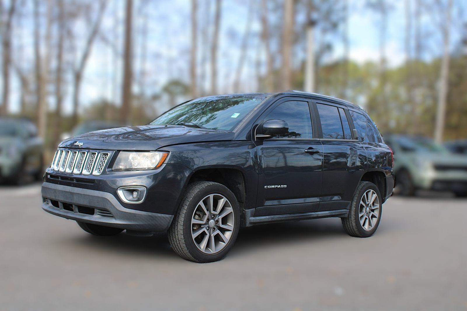 Used 2015 Jeep Compass Limited w/ Sun/Sound Group image 3