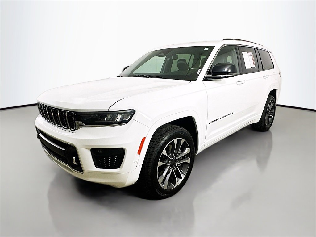 Used 2021 Jeep Grand Cherokee L Overland w/ Luxury Tech Group IV image 3