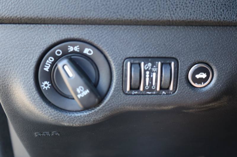 Used 2013 Dodge Charger R/T RWD image 12