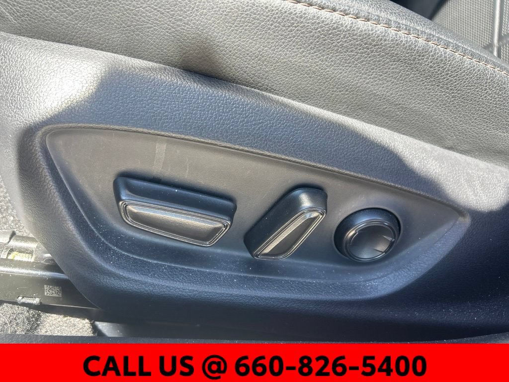 Used 2018 Toyota Camry XLE w/ Audio Package FWD image 13