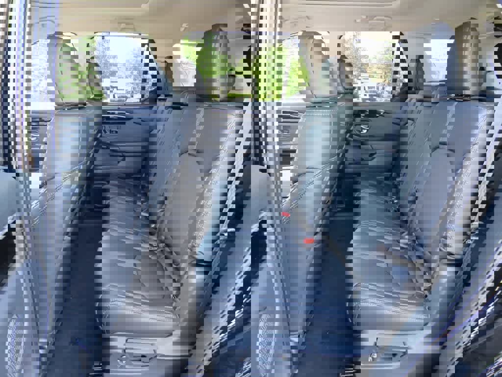 New 2025 Honda Pilot Touring image 13