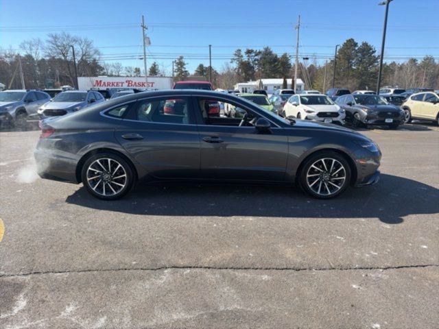 Used 2022 Hyundai Sonata Limited FWD image 4