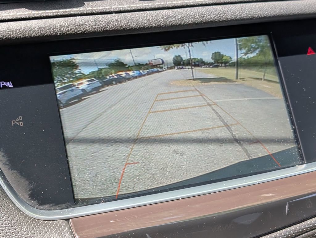 Used 2018 Cadillac XT5 FWD w/ LPO, Wheel Lock Package image 23