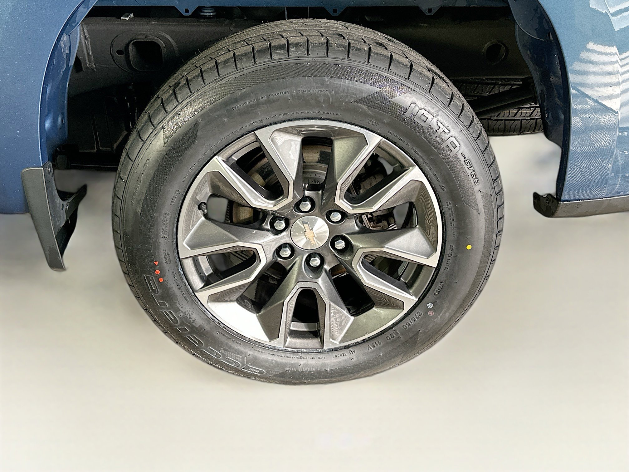 Used 2024 Chevrolet Silverado 1500 LT image 11